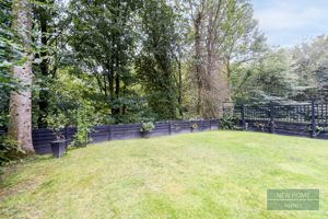 Photo 30- click for photo gallery